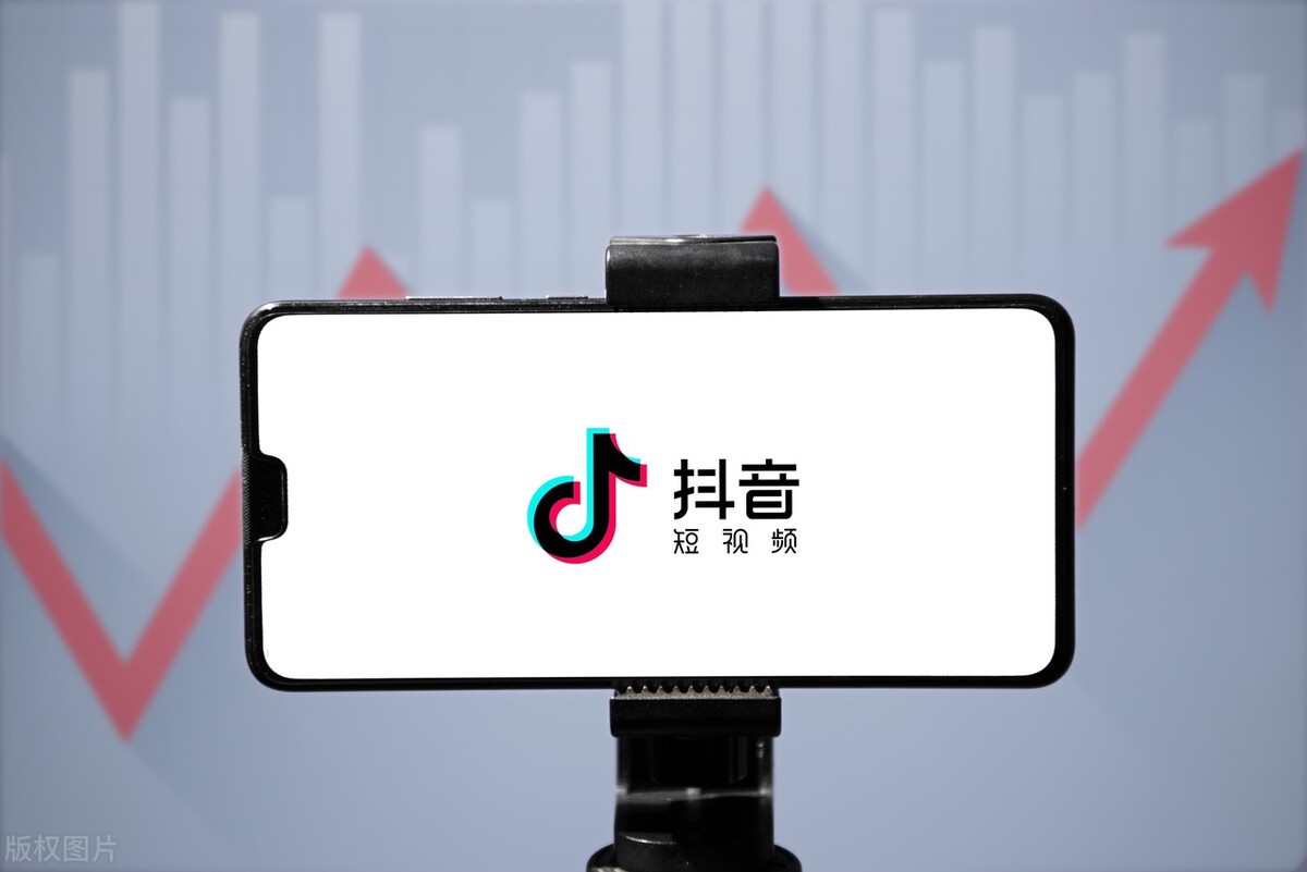 抖音直播带货到底是如何盈利的？普通人是否有机会入场？